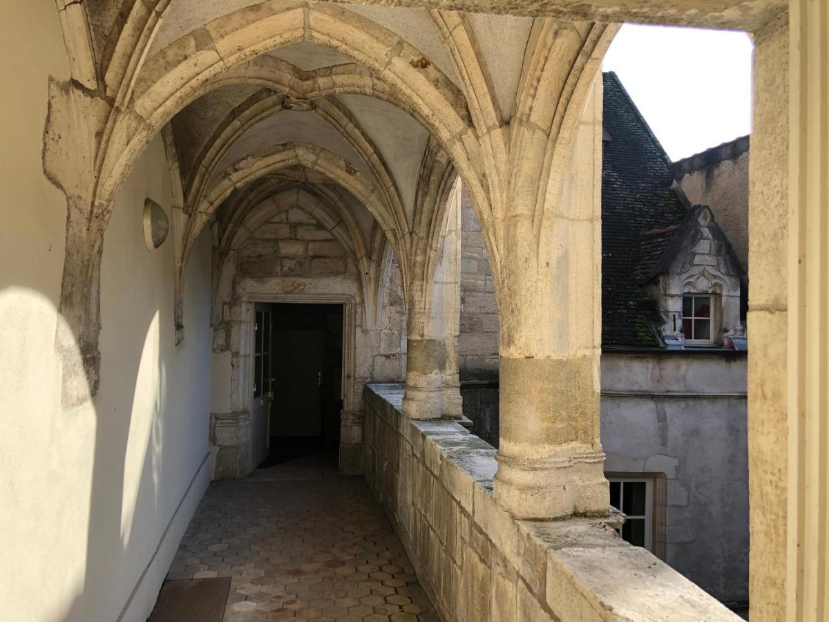 Apartamento La Renaissance Au Coeur Du Centre Historique Beaune  Exterior foto
